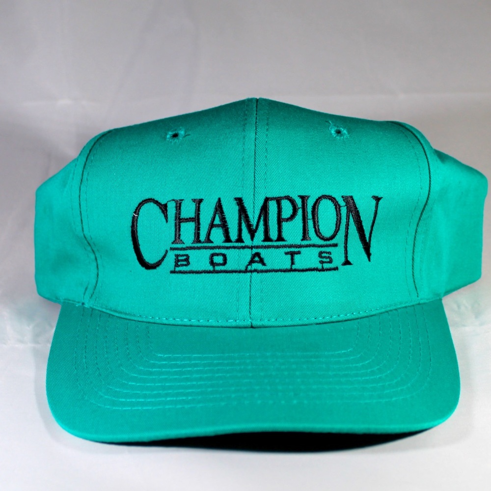VTG 90s Champion Boats Snapback Hat